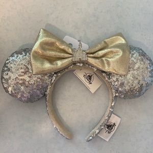DISNEY MINNIE MOUSE CINDERELLA CASTLE EAR HEADBAND